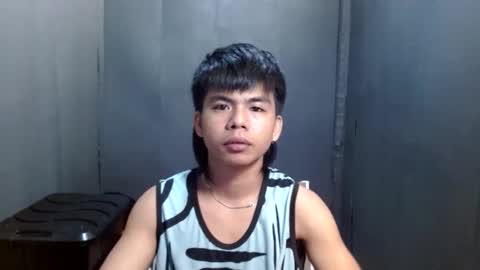 Snapshot of pinoymonstercock_xx chatting on 11/21/25, 11:14 WIN WIN JAY AR online show from 11/21/25, 11:14