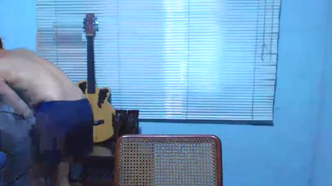Snapshot of pinoytwinkcum chatting on 06/10/26, 10:14 john online show from 06/10/26, 10:14