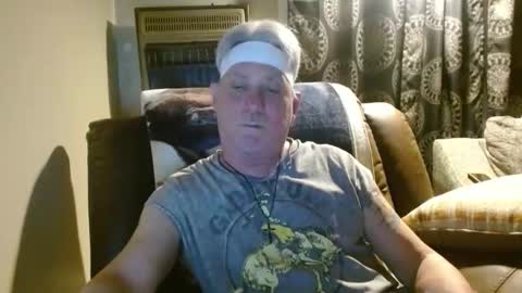 Snapshot of pirate334 chatting on 03/10/26, 03:11 pirate334 online show from 03/10/26, 03:11