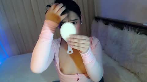 Snapshot of piroulita chatting on 04/09/26, 06:41 Ari online show from 04/09/26, 06:41
