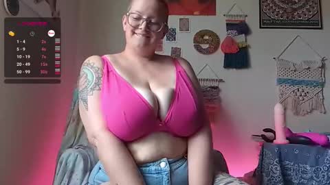 Em online show from 03/07/25, 09:48