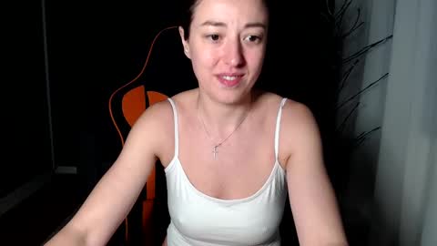 piscesgirl06 online show from 12/30/24, 05:37