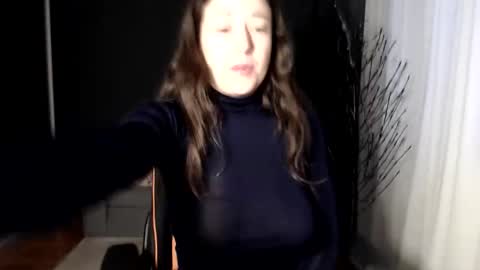 Snapshot of piscesgirl06 chatting on 01/07/26, 05:43 piscesgirl06 online show from 01/07/26, 05:43