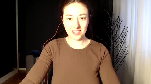 Snapshot of piscesgirl06 chatting on 02/02/26, 05:39 piscesgirl06 online show from 02/02/26, 05:39