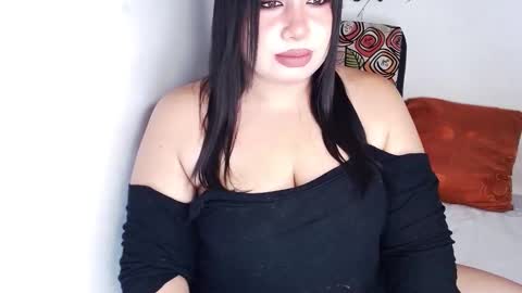 Snapshot of piscies_ass chatting on 09/19/25, 07:32 Piscies Ass online show from 09/19/25, 07:32