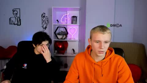 Snapshot of pit_wetty chatting on 12/05/25, 06:44 Pitt online show from 12/05/25, 06:44