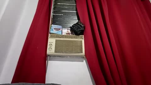 pito1995 online show from 10/28/25, 08:07