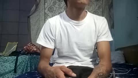 Snapshot of pito_suelto13 chatting on 10/19/25, 03:29 pito_suelto13 online show from 10/19/25, 03:29