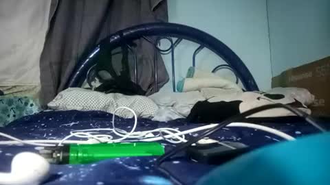 Snapshot of pito_suelto13 chatting on 10/28/25, 09:35 pito_suelto13 online show from 10/28/25, 09:35