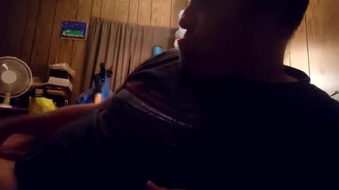 Snapshot of pittbull45 chatting on 10/24/25, 03:47 Eric online show from 10/24/25, 03:47