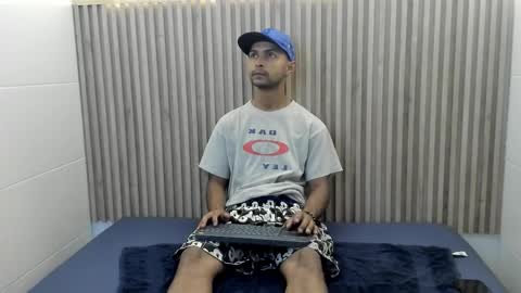 pitu_55 online show from 09/12/25, 03:28