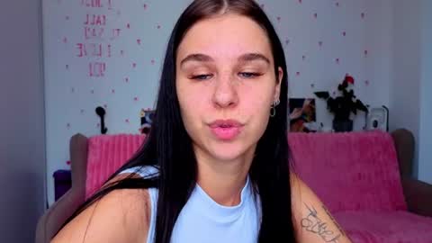 Molly online show from 06/28/26, 06:19
