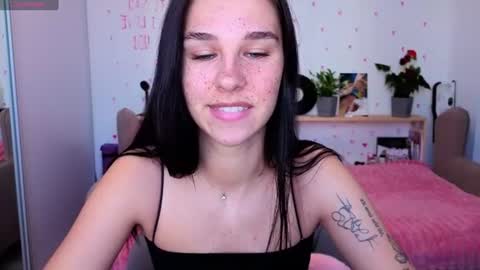 Molly online show from 07/05/26, 02:29