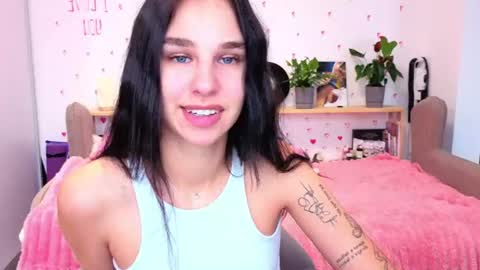 Molly online show from 07/26/26, 05:37