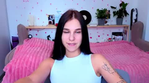 Molly online show from 07/28/26, 08:32