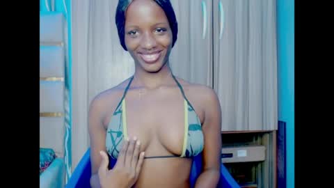 Snapshot of pixie_pulse chatting on 06/02/26, 06:59 Ella online show from 06/02/26, 06:59