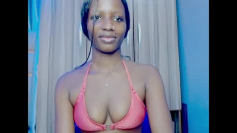 Snapshot of pixie_pulse chatting on 06/11/26, 06:33 Ella online show from 06/11/26, 06:33