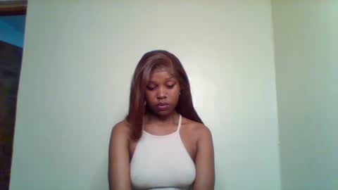 Snapshot of pixie_roman chatting on 09/18/25, 07:32 Majesty online show from 09/18/25, 07:32