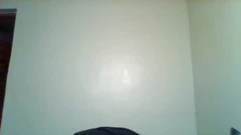 Snapshot of pixie_roman chatting on 09/19/25, 10:05 Majesty online show from 09/19/25, 10:05