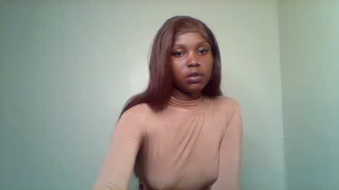 Snapshot of pixie_roman chatting on 09/30/25, 04:45 Majesty online show from 09/30/25, 04:45