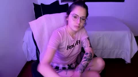 Snapshot of pixiedaemon chatting on 05/31/26, 01:58 pixie online show from 05/31/26, 01:58