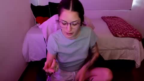 Snapshot of pixiedaemon chatting on 06/11/26, 11:41 pixie online show from 06/11/26, 11:41