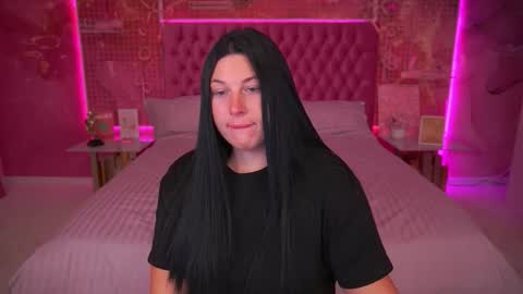 Snapshot of pixiehott chatting on 10/17/25, 08:00 pixiehott online show from 10/17/25, 08:00