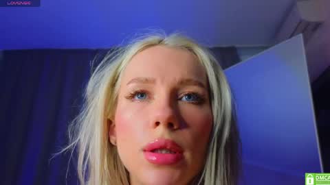 Snapshot of pixieprick chatting on 04/03/26, 01:20 Emmy and Edward online show from 04/03/26, 01:20