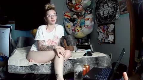 Princess online show from 10/27/25, 06:50