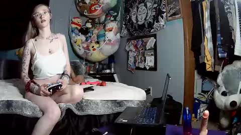 Princess online show from 11/09/25, 08:01