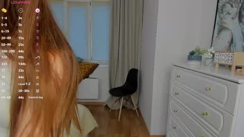Mila online show from 11/23/25, 04:56