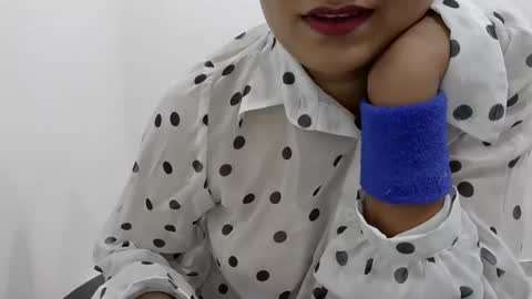 Piyu2306 online show from 11/13/25, 07:02