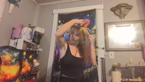 Snapshot of pizzedwife chatting on 05/02/26, 03:17 pizzedwife online show from 05/02/26, 03:17