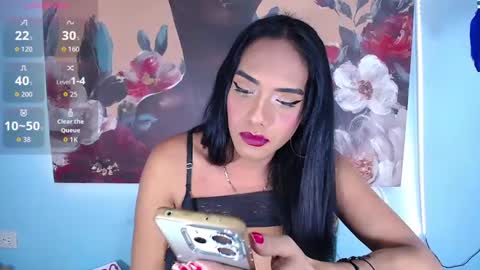 Snapshot of pkskarol chatting on 11/10/25, 11:04 KAROL online show from 11/10/25, 11:04