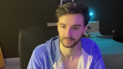 Snapshot of placebo14 chatting on 11/09/25, 01:26 placebo14 online show from 11/09/25, 01:26