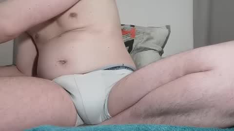 Snapshot of pladplad chatting on 01/12/25, 06:28 PLADPLAS online show from 01/12/25, 06:28