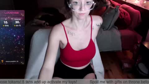 Plantbabeee online show from 12/30/24, 04:53
