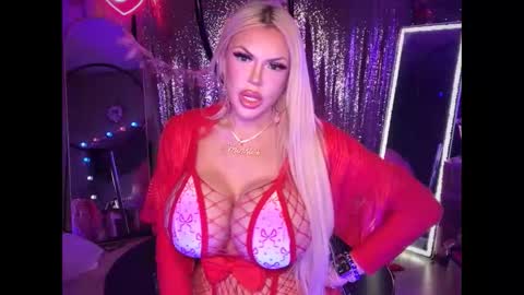 Dumb bimbo fuck doll online show from 02/15/26, 07:51