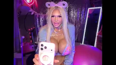 Dumb bimbo fuck doll online show from 05/02/26, 01:43