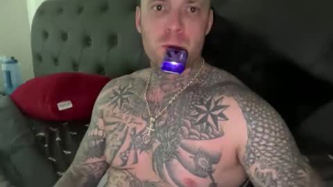 platinum_338 online show from 10/30/25, 04:52