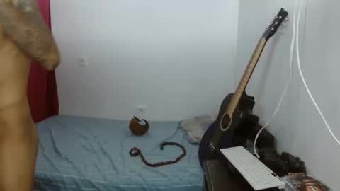 Snapshot of playboy758316 chatting on 11/10/25, 04:06 playboy758316 online show from 11/10/25, 04:06