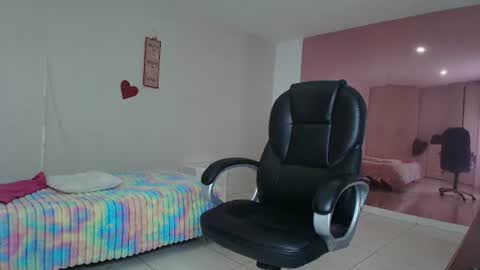 Snapshot of playboybunny_x chatting on 06/11/26, 10:08 babybunny online show from 06/11/26, 10:08