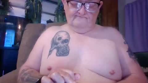 Snapshot of playboychas chatting on 04/05/26, 04:09 chaz online show from 04/05/26, 04:09