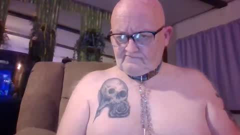 Snapshot of playboychas chatting on 04/06/26, 04:46 chaz online show from 04/06/26, 04:46