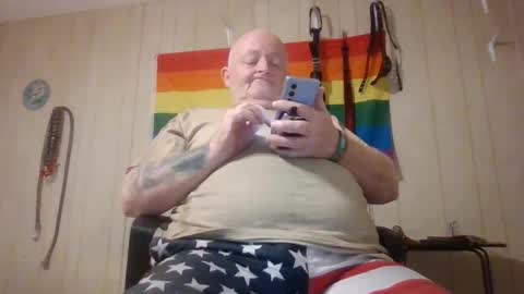 Snapshot of playboychas chatting on 04/28/26, 04:06 chaz online show from 04/28/26, 04:06