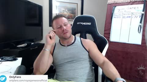 Snapshot of player2pawns chatting on 12/07/24, 02:20 Player online show from 12/07/24, 02:20