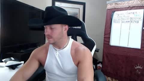 Snapshot of player2pawns chatting on 12/17/24, 05:07 Player online show from 12/17/24, 05:07