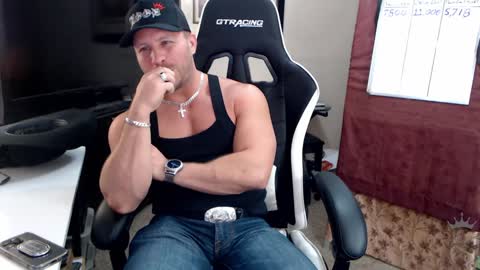 Snapshot of player2pawns chatting on 12/19/24, 09:40 Player online show from 12/19/24, 09:40