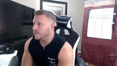 Snapshot of player2pawns chatting on 12/21/24, 05:47 Player online show from 12/21/24, 05:47