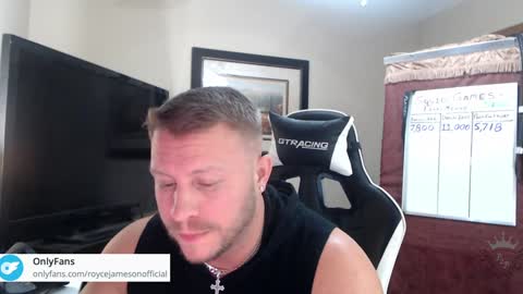 Snapshot of player2pawns chatting on 12/21/24, 08:50 Player online show from 12/21/24, 08:50